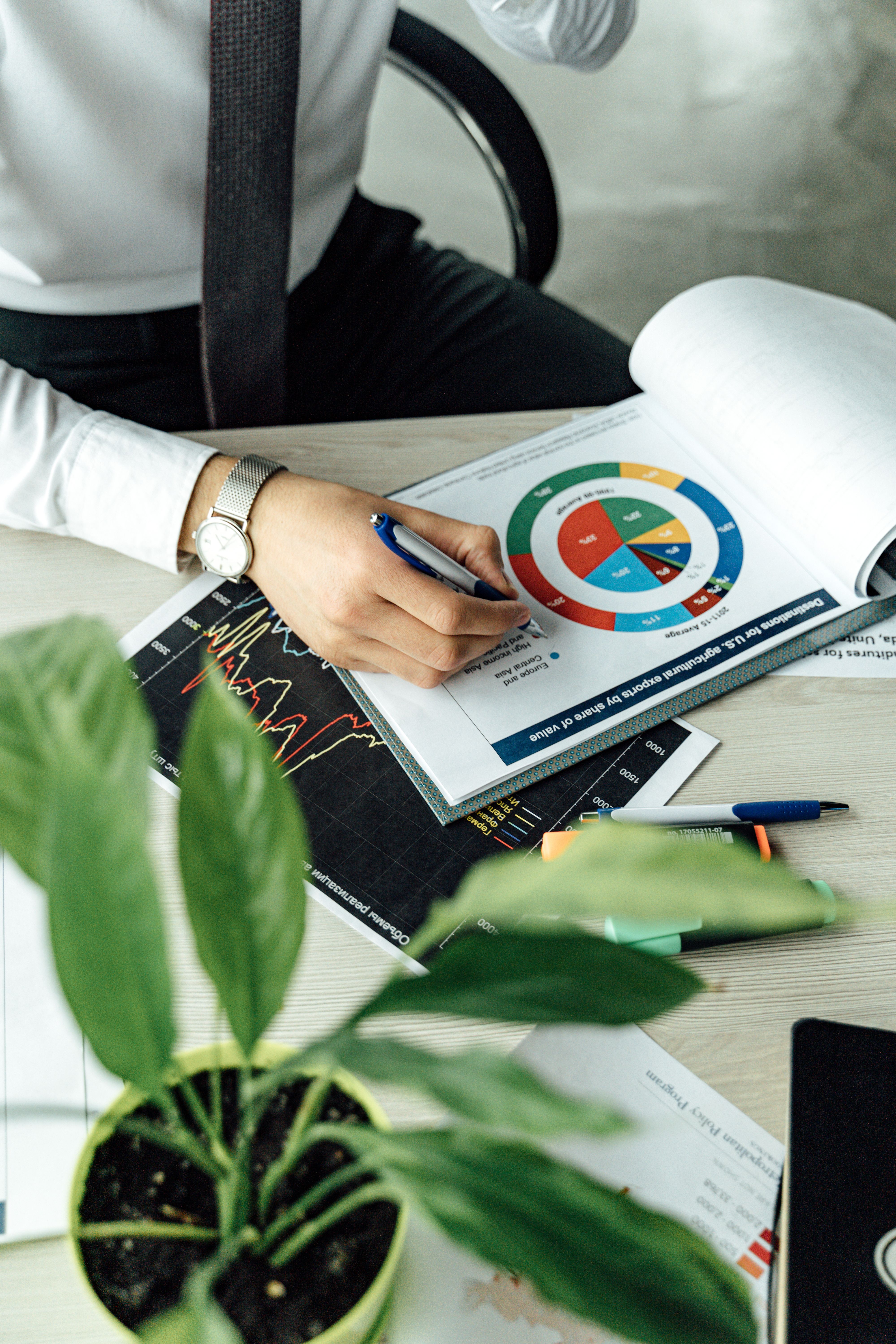 5 Things Business Services Companies Lose When a Prospect Waits Too Long for a Reply