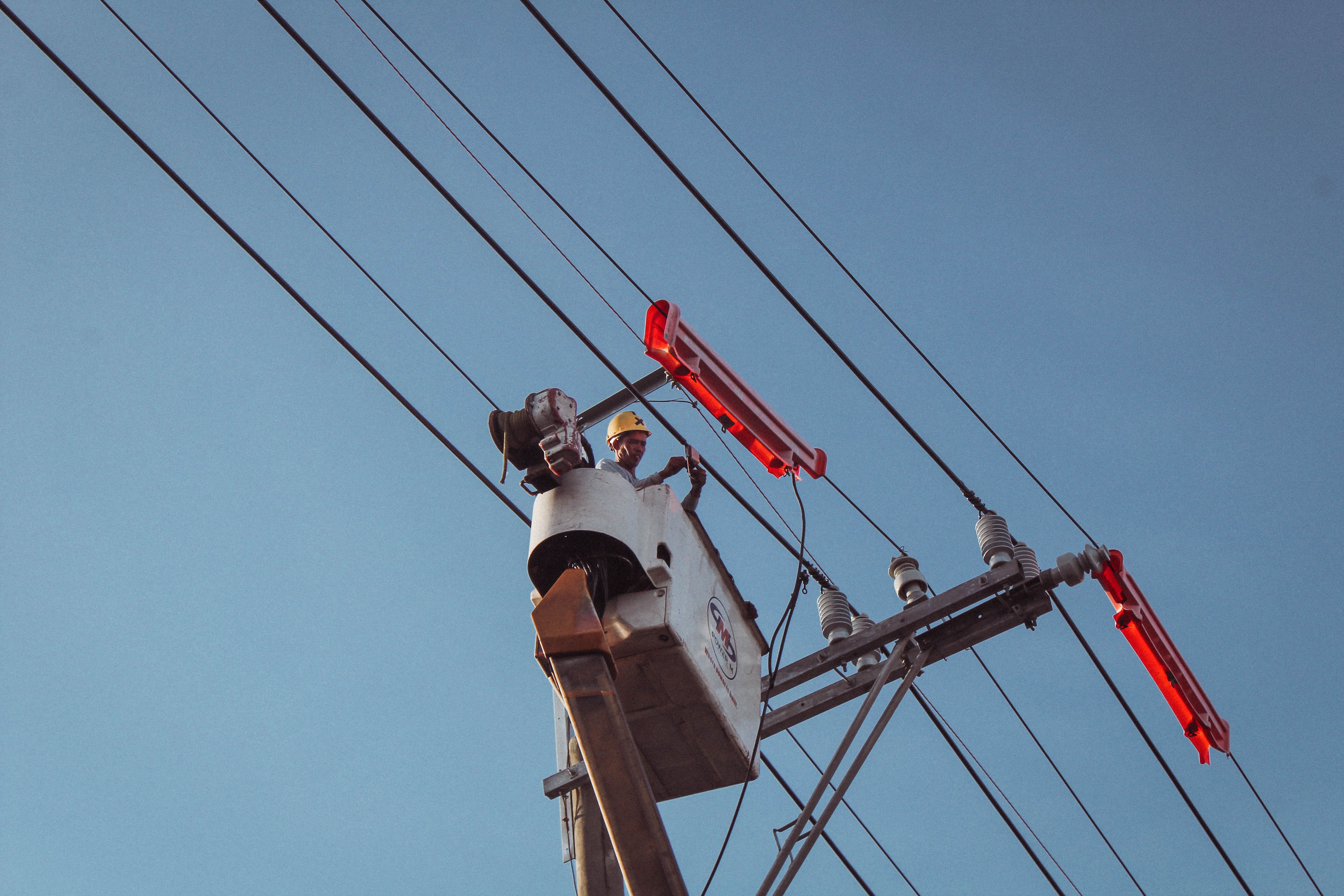 Electrical Contractors: Your Next Customer Could Be Watching Your Social Media