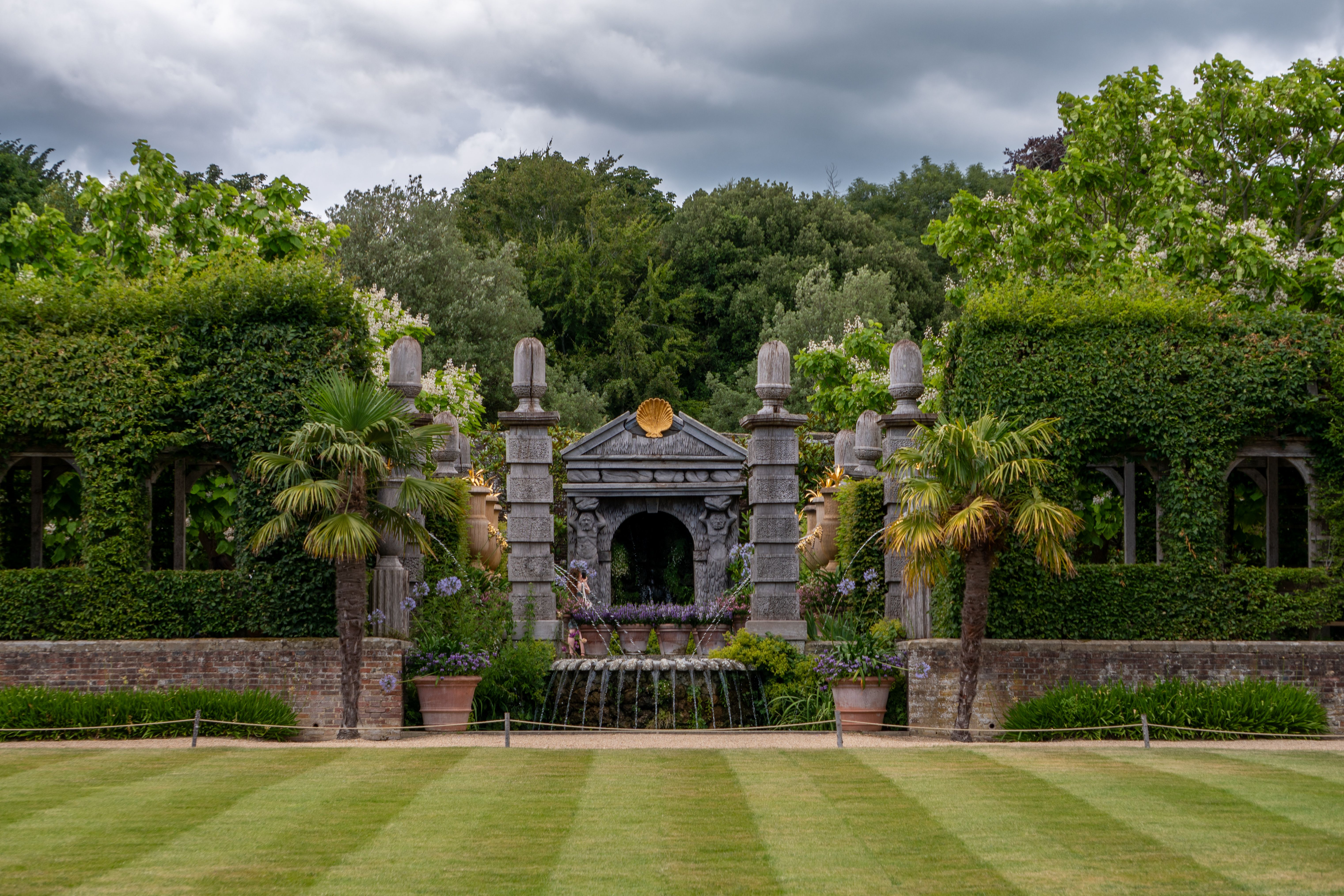 Why Landscaping Companies Should Show What Happens Between Design and the Finished Yard