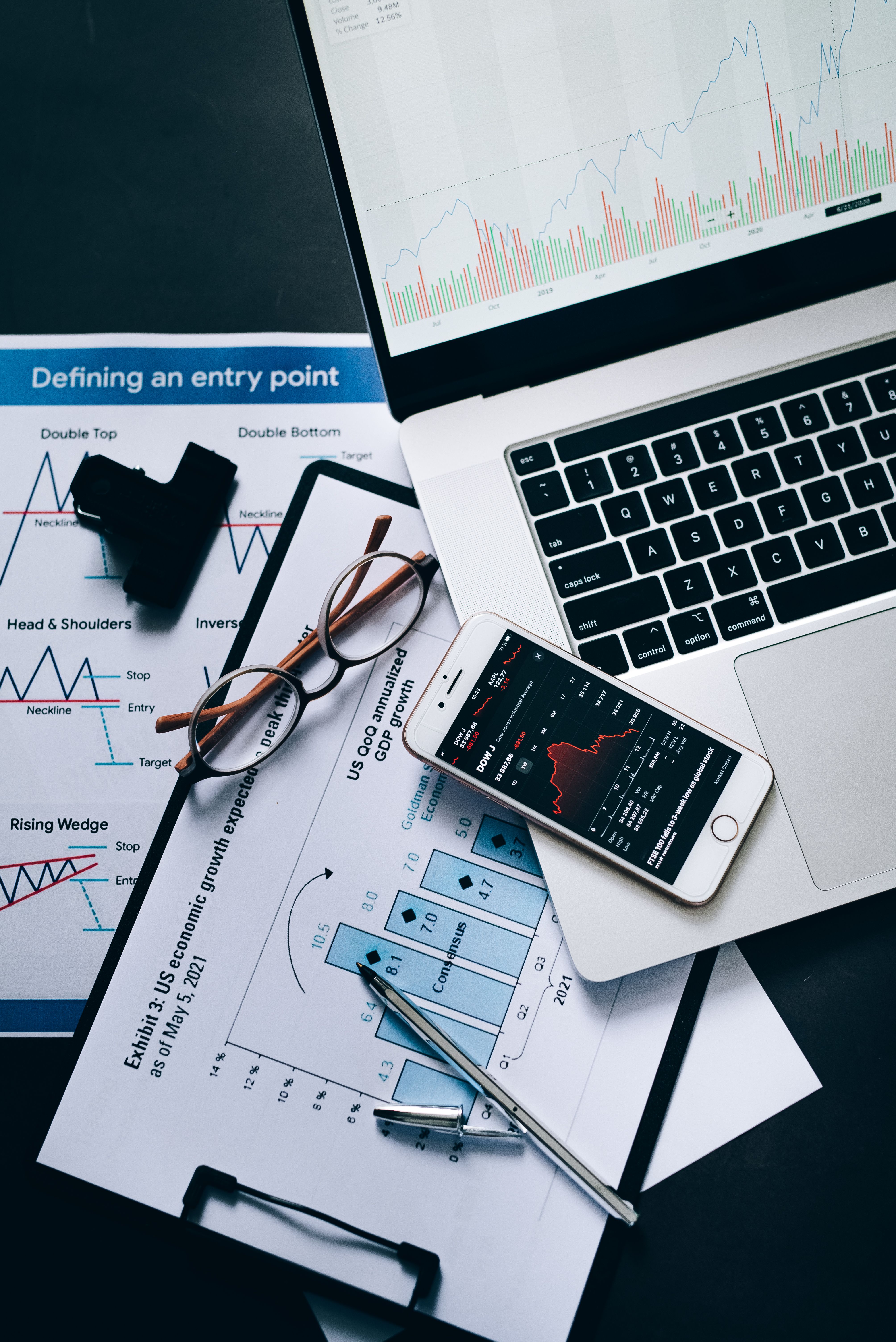 How AI-Optimized Web Design Helps Business Services Companies Clarify What They Actually Offer