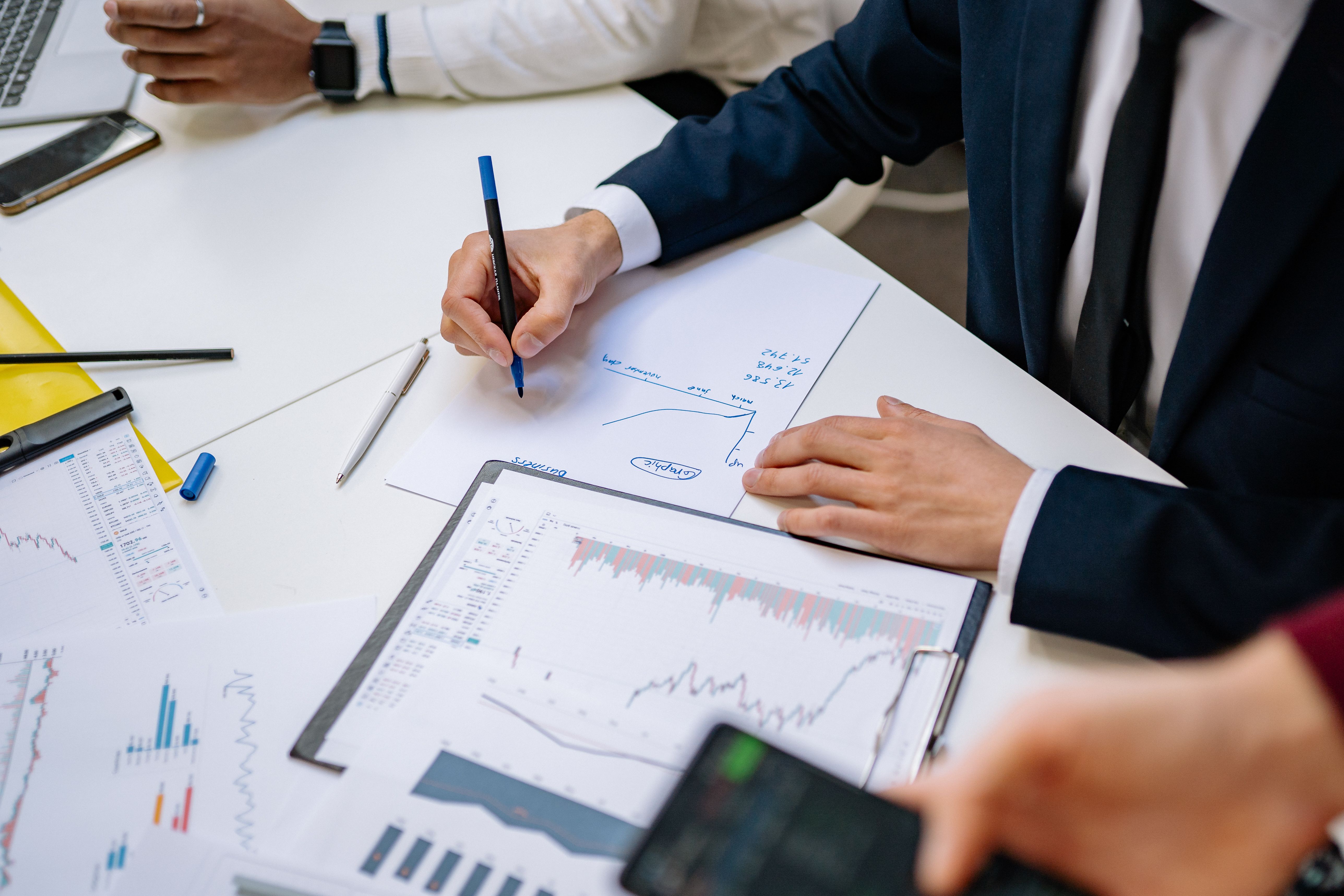 Why Business Service Companies Need a Follow-Up Strategy That Doesn't Depend on Memory