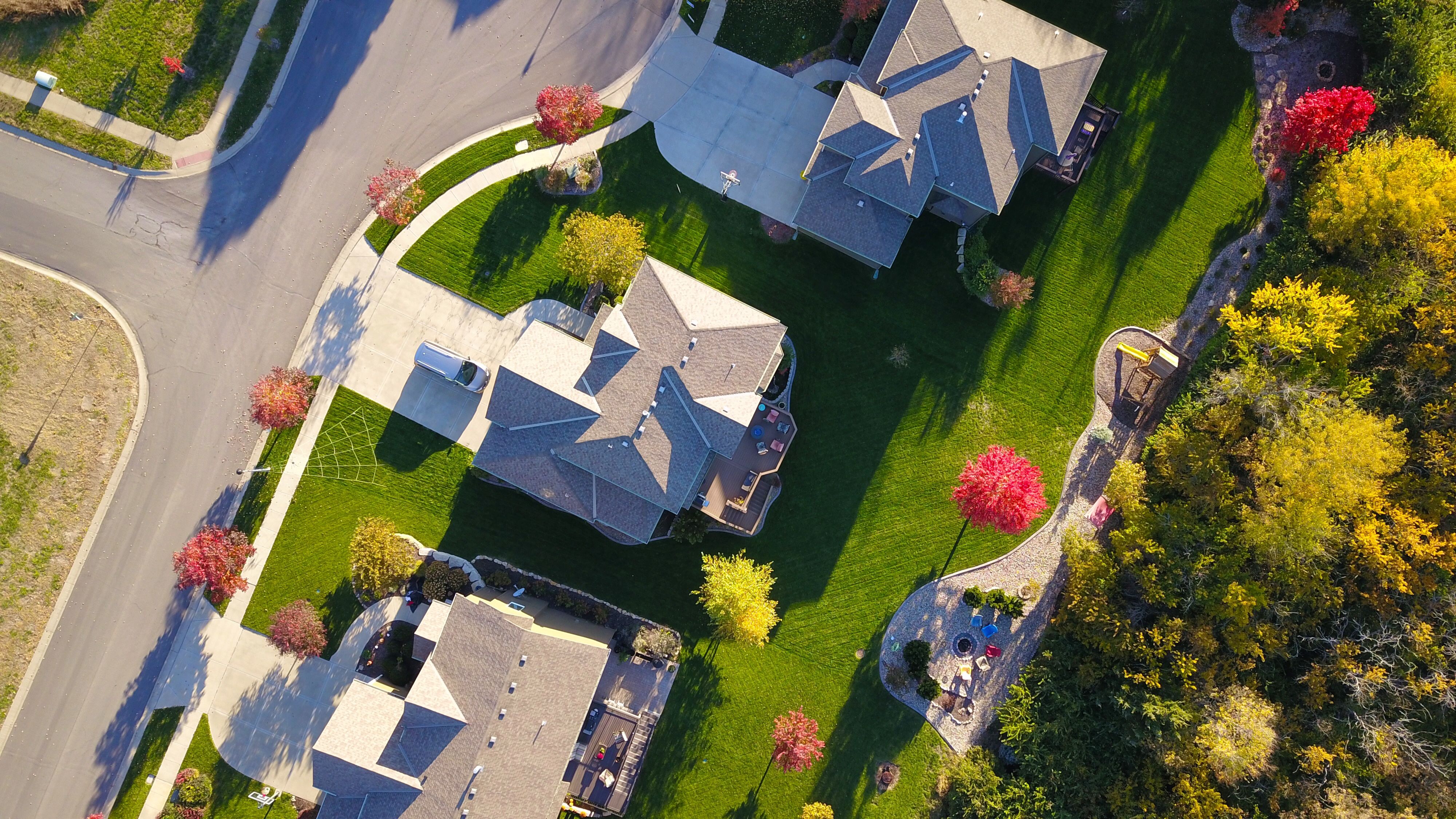 How Landscaping Companies Can Build a Marketing Calendar Around the Seasons